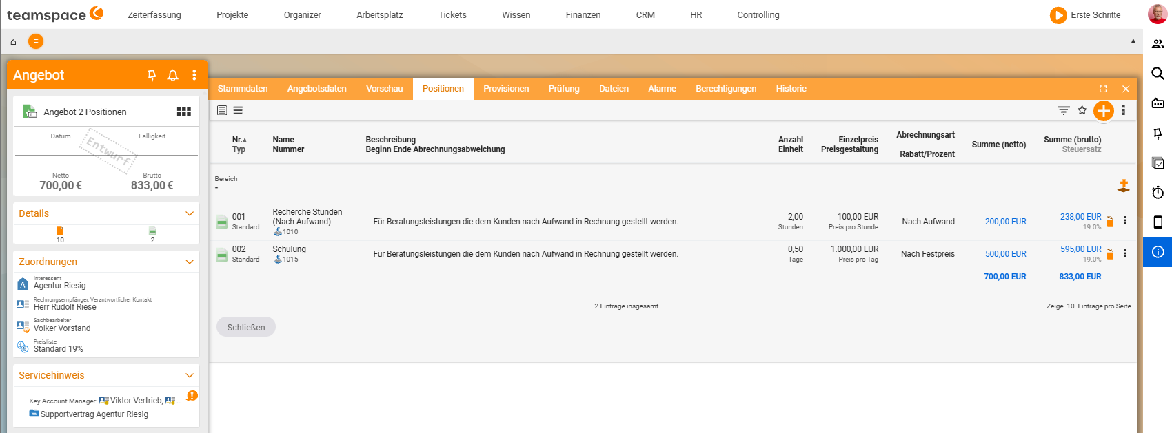 Angebot mit zwei Positionen: Recherche Stunden nach Aufwand (2 Stunden, 200 Euro) und Schulung zum Festpreis (0,5 Tage, 500 Euro), Summe 700 Euro netto