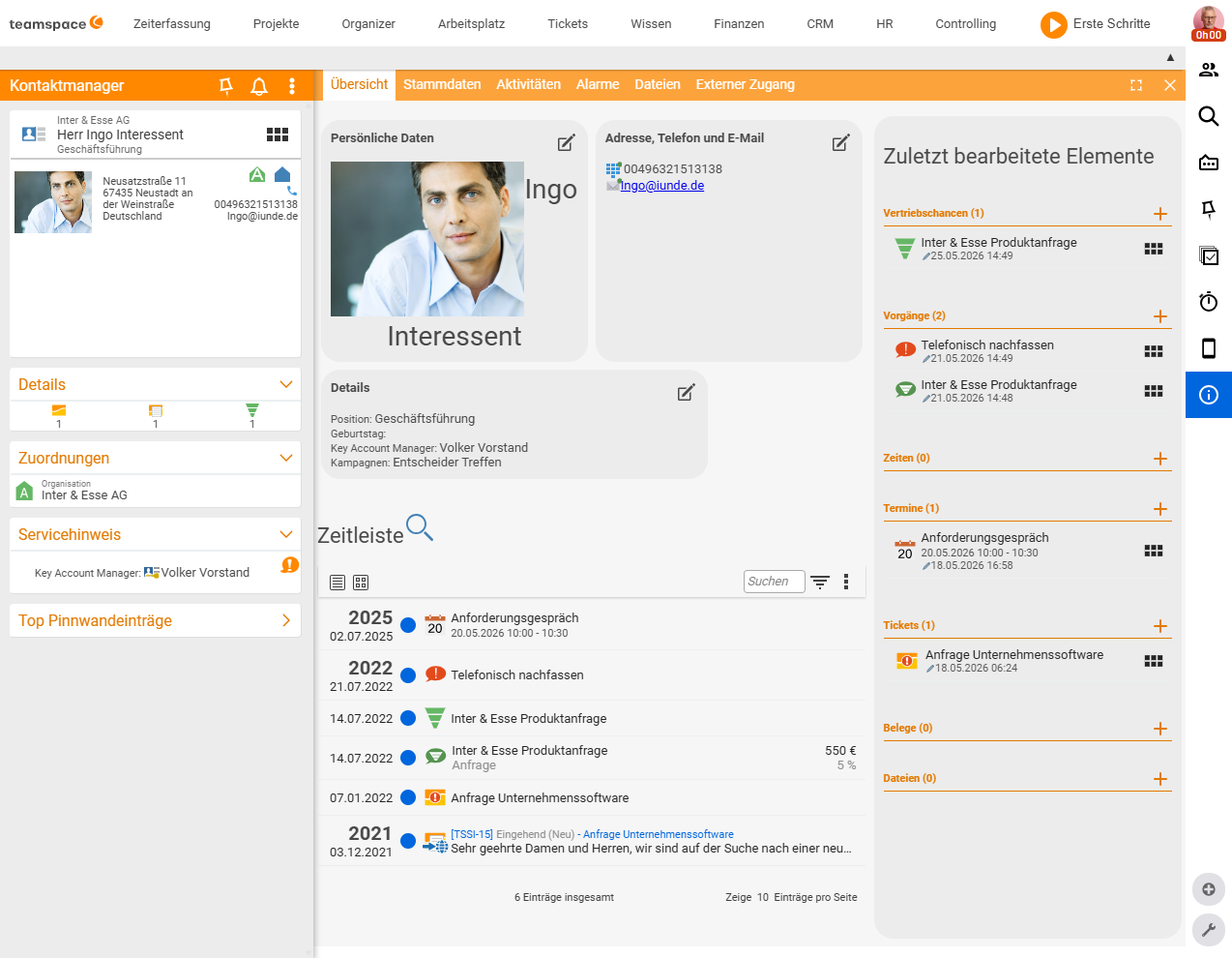 Kontaktmanager Ingo Interessent mit Visitenkarte links und Servicehinweis Key Account Manager Volker Vorstand