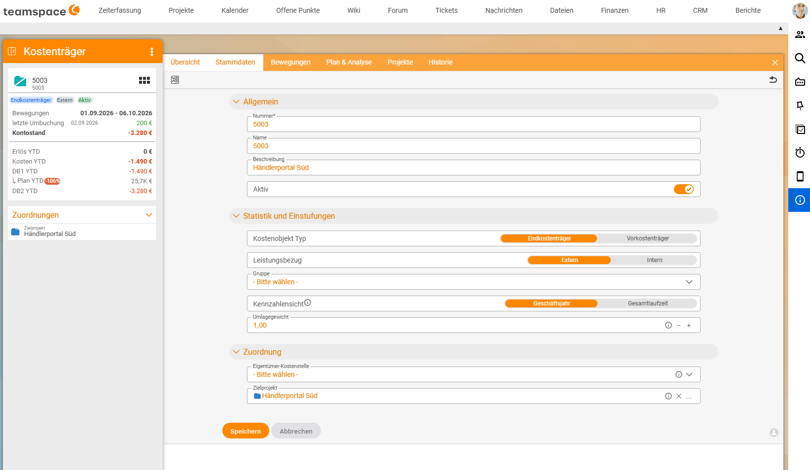 Detailmanager des Kostenträgers 5003, Tab Stammdaten: Abschnitt Allgemein mit Nummer, Name, Beschreibung „Händlerportal Süd“ und Schalter Aktiv; Abschnitt „Statistik und Einstufungen“ mit Kostenobjekt Typ (Endkostenträger gewählt, Vorkostenträger), Leistungsbezug (Extern gewählt, Intern), Gruppe, Kennzahlensicht (Geschäftsjahr gewählt, Gesamtlaufzeit) und Umlagegewicht 1,00; Abschnitt Zuordnung mit Eigentümer-Kostenstelle und Zielprojekt „Händlerportal Süd“.